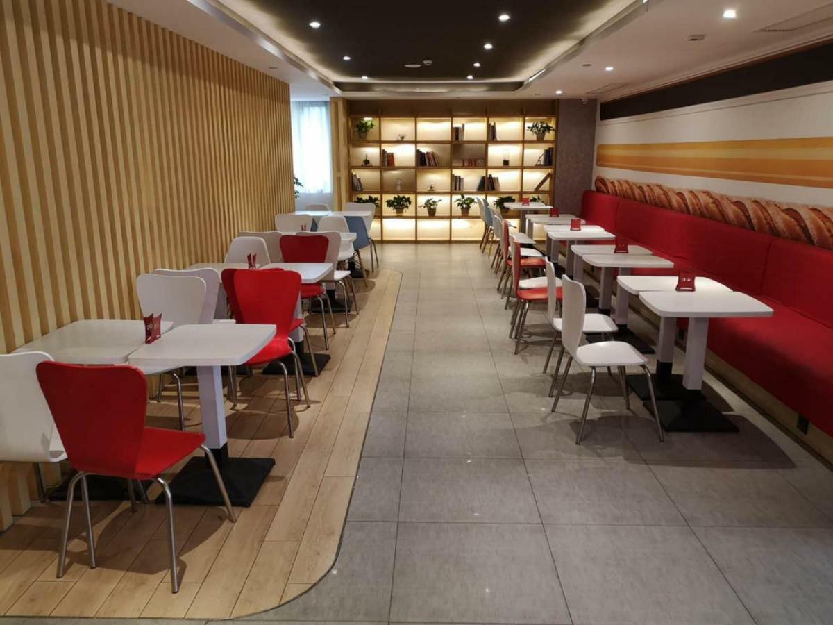 宜必思酒店西安曲江会展中心地铁站店 外观 照片